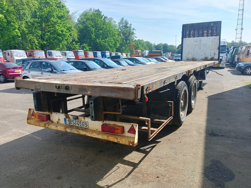 Fruehauf 2 Axle Fruehauf , Flat trailer , Drum Brakes - Semi-remorque plateau: photos 5 Fruehauf 2 Axle Fruehauf , Flat trailer , Drum Brakes - Semi-remorque plateau: photos 5
