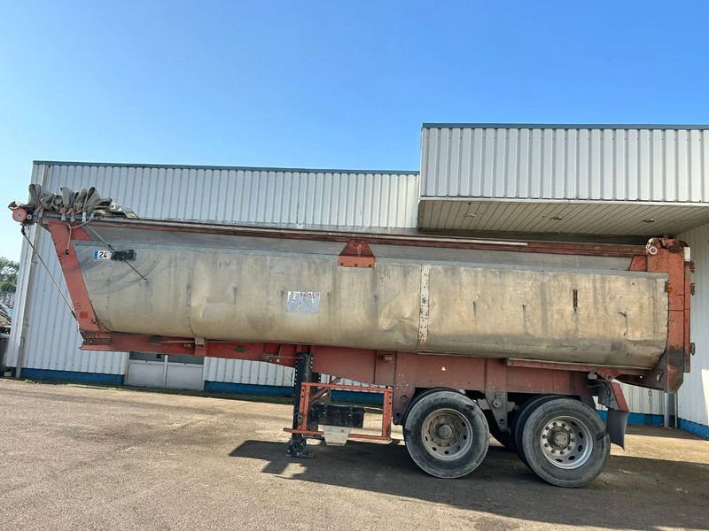Fruehauf 2 Axle Steel Tipper , 8 Tyres, Spring Suspension , Drum Brakes - Semi-remorque benne: photos 2 Fruehauf 2 Axle Steel Tipper , 8 Tyres, Spring Suspension , Drum Brakes - Semi-remorque benne: photos 2