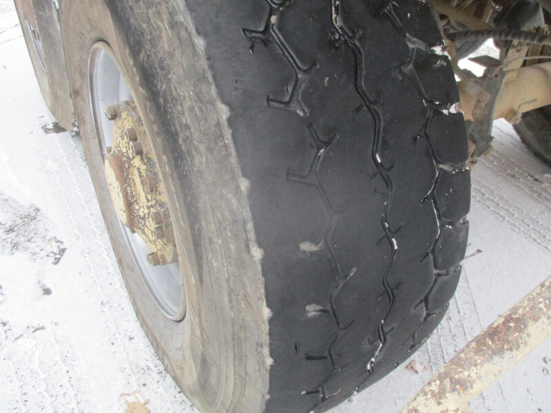 Semi-remorque benne Fruehauf 2 Axle ,Steel Tipper , Drum Brakes , Spring suspension: photos 11