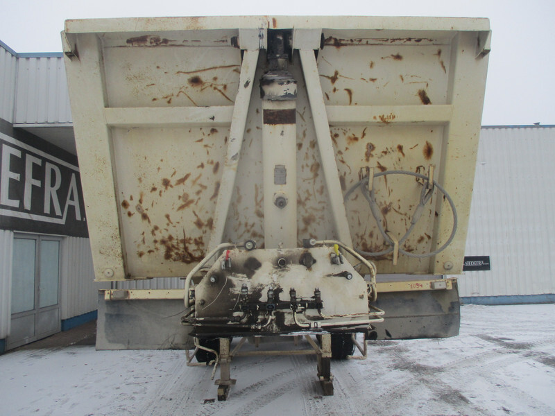Semi-remorque benne Fruehauf 2 Axle ,Steel Tipper , Drum Brakes , Spring suspension: photos 6
