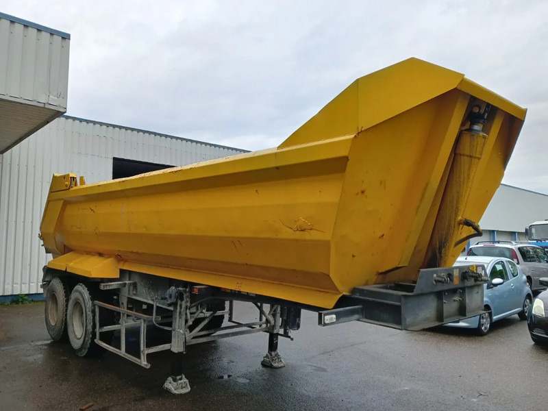 Fruehauf 2 Axle Steel Tipper , Spring Suspension , Drum Brakes - Semi-remorque benne: photos 4 Fruehauf 2 Axle Steel Tipper , Spring Suspension , Drum Brakes - Semi-remorque benne: photos 4