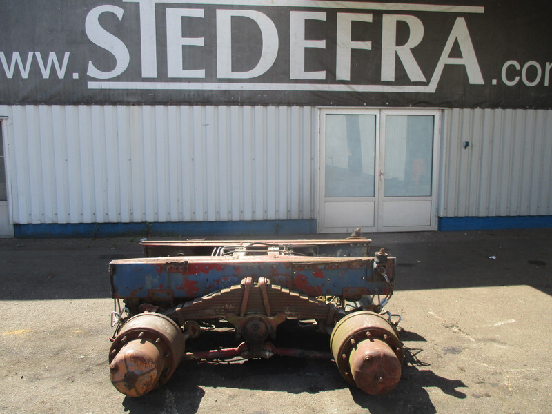 Iveco 6x4 Back Axle / Double Pont , 2 pieces in stock - Essieu arrière pour Camion: photos 1 Iveco 6x4 Back Axle / Double Pont , 2 pieces in stock - Essieu arrière pour Camion: photos 1