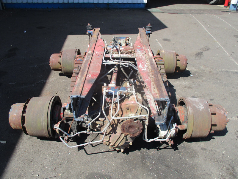 Iveco 6x4 Back Axle / Double Pont , 2 pieces in stock - Essieu arrière pour Camion: photos 3 Iveco 6x4 Back Axle / Double Pont , 2 pieces in stock - Essieu arrière pour Camion: photos 3