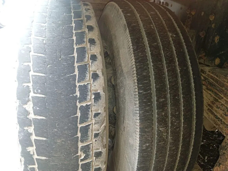 Camion benne MAN F2000 , 32-322 , 6x4 , ZF Manual , Tipper , Spring Suspension: photos 17 Camion benne MAN F2000 , 32-322 , 6x4 , ZF Manual , Tipper , Spring Suspension: photos 17