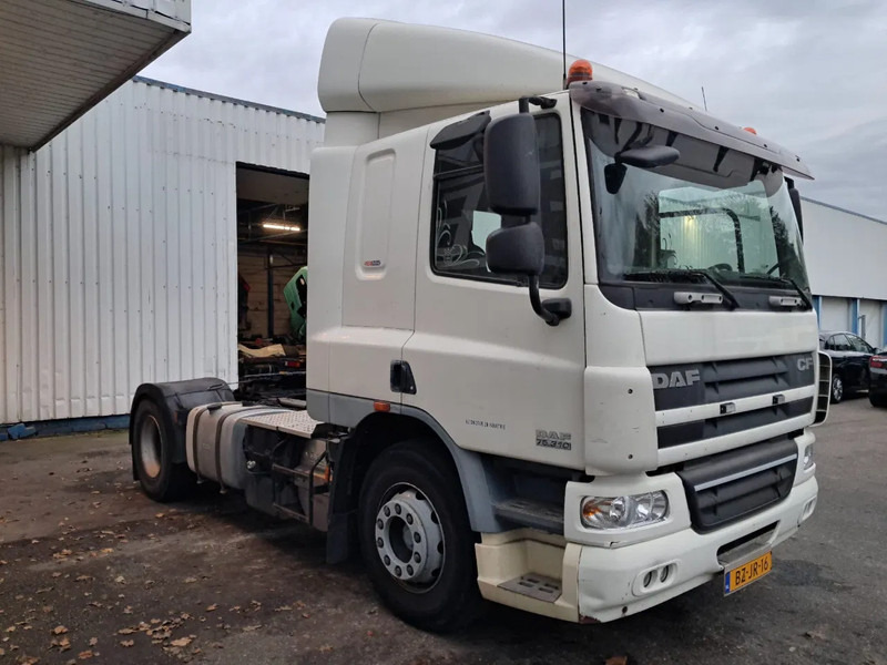 DAF 75 CF 310 , ZF Manual , Euro 5 , Dutch Truck , Airco - Tracteur routier: photos 3 DAF 75 CF 310 , ZF Manual , Euro 5 , Dutch Truck , Airco - Tracteur routier: photos 3