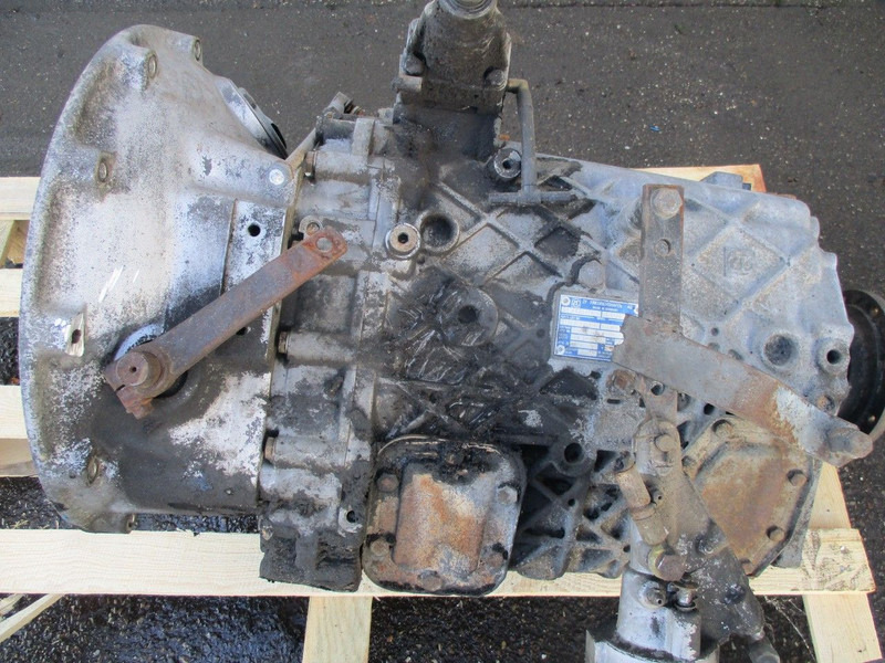 ZF Gearbox ZF , 7 pieces in stock - Boîte de vitesse pour Camion: photos 2 ZF Gearbox ZF , 7 pieces in stock - Boîte de vitesse pour Camion: photos 2