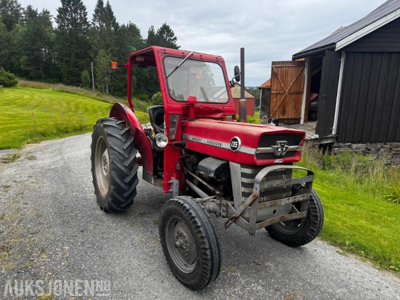 1971 Massey Ferguson 135 traktor MVA FRI - Tracteur agricole: photos 2 1971 Massey Ferguson 135 traktor MVA FRI - Tracteur agricole: photos 2