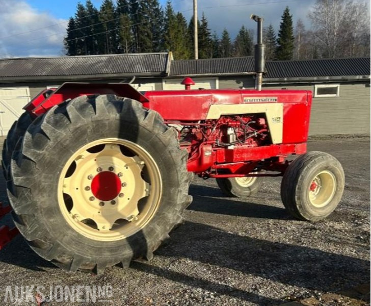 1972 International 634 mva fri traktor - Tracteur agricole: photos 4 1972 International 634 mva fri traktor - Tracteur agricole: photos 4