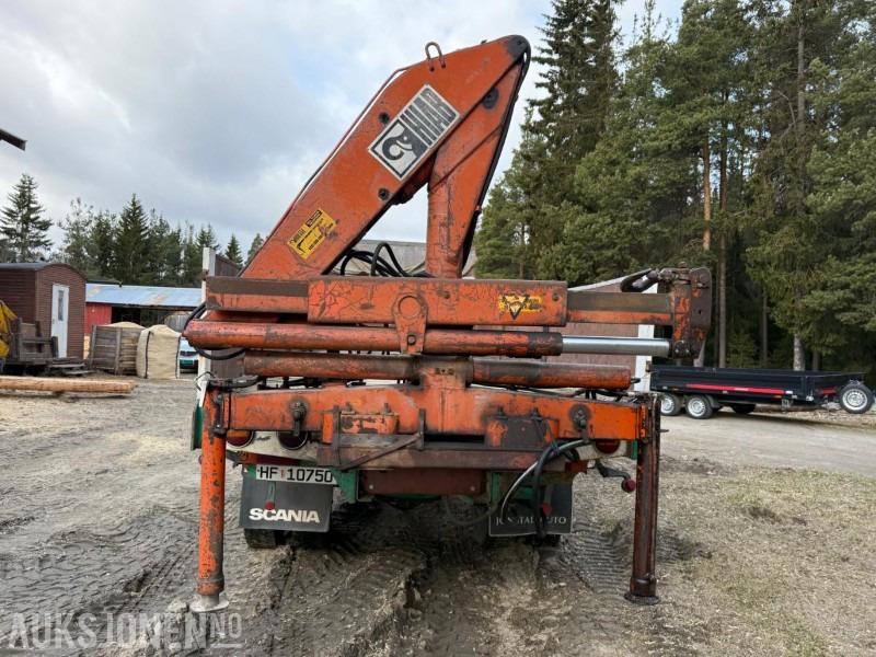 1981 Scania P82M 4X2 LS50 - Camion grue: photos 4 1981 Scania P82M 4X2 LS50 - Camion grue: photos 4