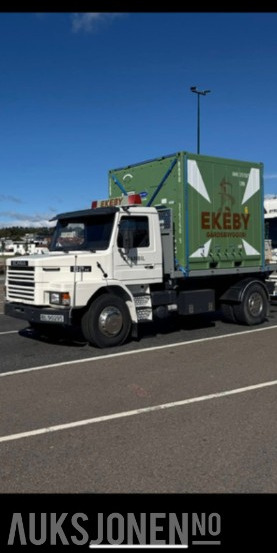 1983 Scania T82H4X2LI46 TIPPBIL VETERAN. - Camion benne: photos 4 1983 Scania T82H4X2LI46 TIPPBIL VETERAN. - Camion benne: photos 4