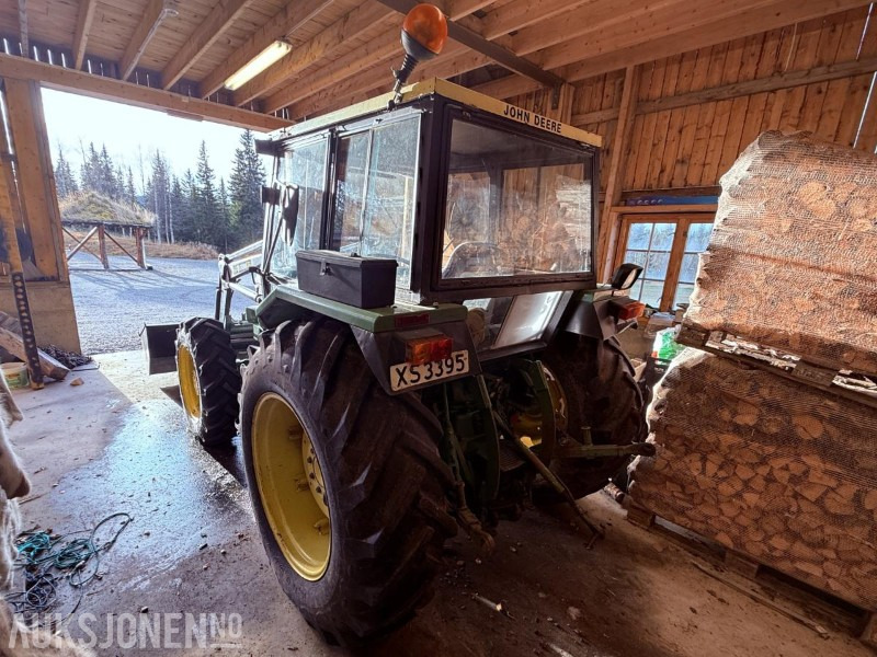 1984 John Deere 1140 4576 timer m/ Pallegafler, Grusskuffe, Snøskuffe, Kjetting - Tracteur agricole: photos 4 1984 John Deere 1140 4576 timer m/ Pallegafler, Grusskuffe, Snøskuffe, Kjetting - Tracteur agricole: photos 4