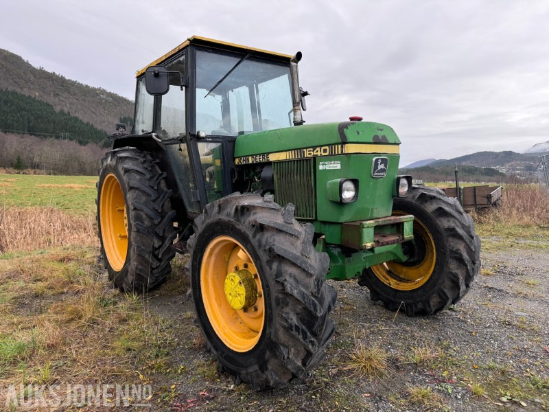 1985 John Deere 1640 SYNCHRON - 4x4 - Tracteur agricole: photos 3 1985 John Deere 1640 SYNCHRON - 4x4 - Tracteur agricole: photos 3