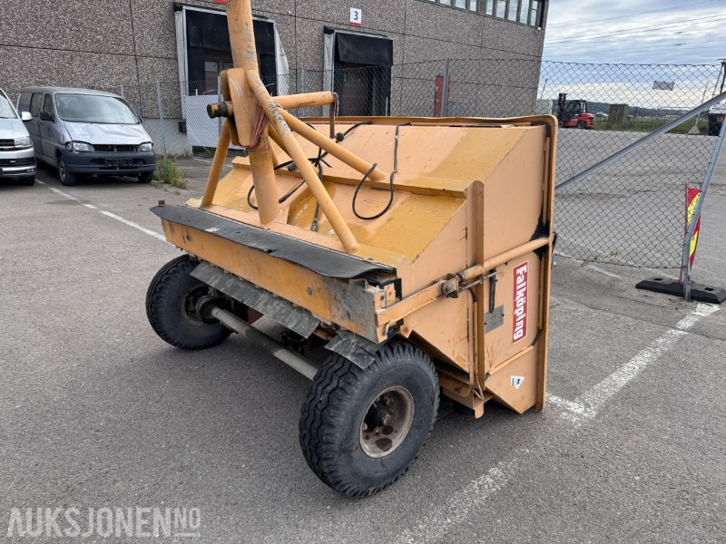 1987 Falköping T20HU Slepespreder for traktor - Matériel de chantier: photos 4 1987 Falköping T20HU Slepespreder for traktor - Matériel de chantier: photos 4