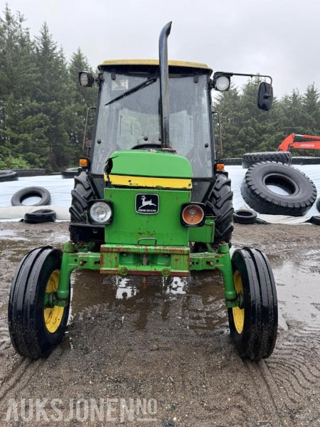 1988 John Deere 1950 POWER SYNCHRON med toppstag og triangelfeste - Tracteur agricole: photos 2 1988 John Deere 1950 POWER SYNCHRON med toppstag og triangelfeste - Tracteur agricole: photos 2