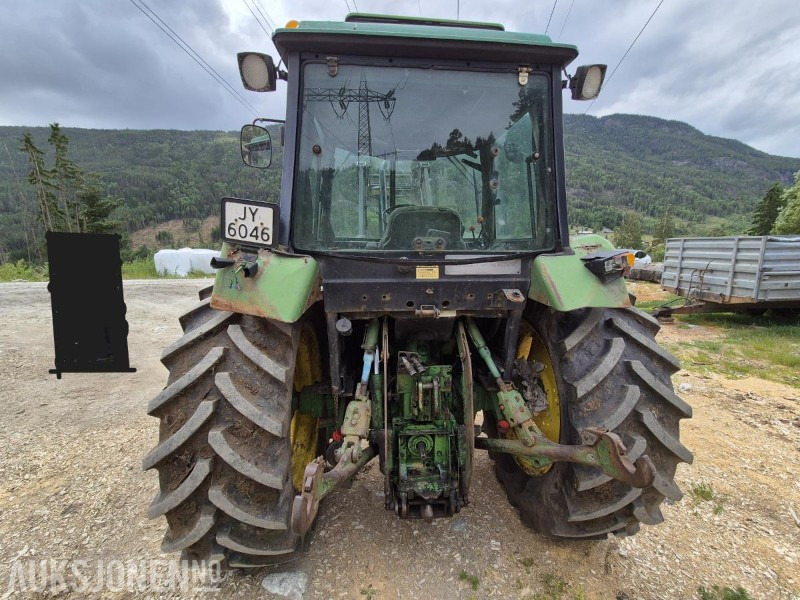 1992 John Deere 3050 S - Tracteur agricole: photos 4 1992 John Deere 3050 S - Tracteur agricole: photos 4