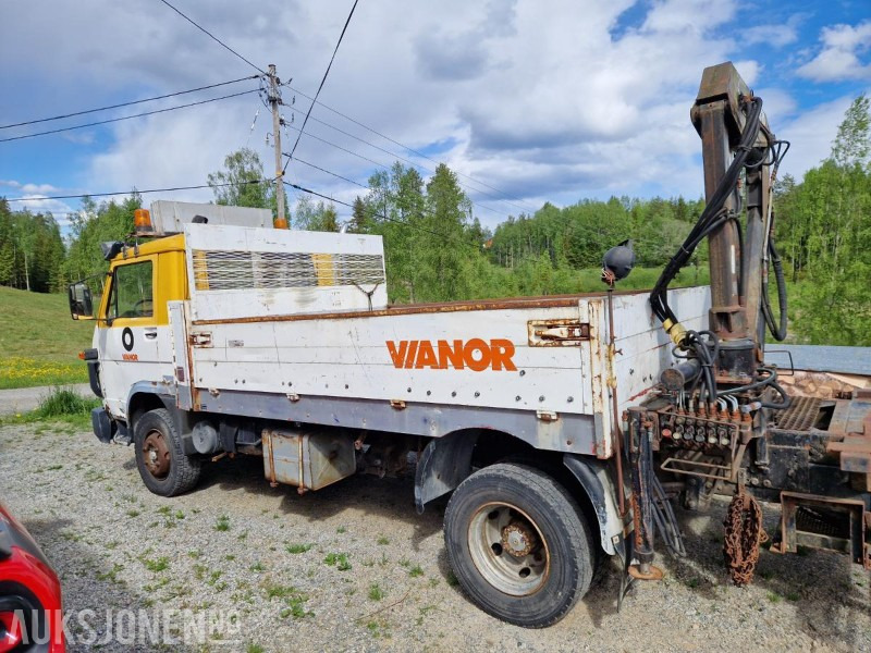 1992 MAN 8.150 F planbil med kran - Camion grue: photos 5 1992 MAN 8.150 F planbil med kran - Camion grue: photos 5