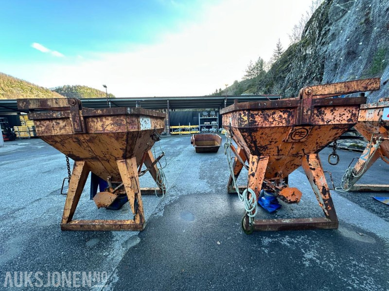 2 stk Eichinger 1500L Betongtobber - Matériel de chantier: photos 2 2 stk Eichinger 1500L Betongtobber - Matériel de chantier: photos 2