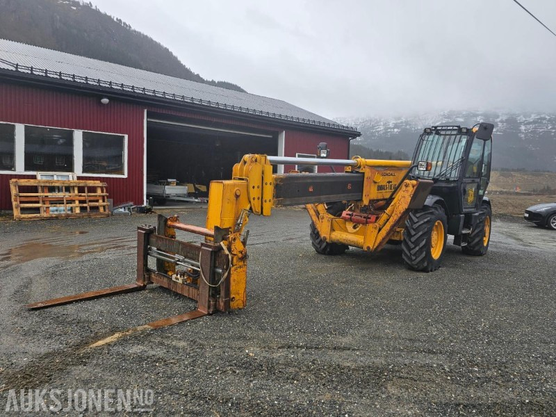 2004 JCB 540-170 Teleskoplaster med hydrauliske pallegafler og skuffe - 4x4 - Frontlabber - Selges som rep. objekt - Chariot télescopique: photos 1 2004 JCB 540-170 Teleskoplaster med hydrauliske pallegafler og skuffe - 4x4 - Frontlabber - Selges som rep. objekt - Chariot télescopique: photos 1