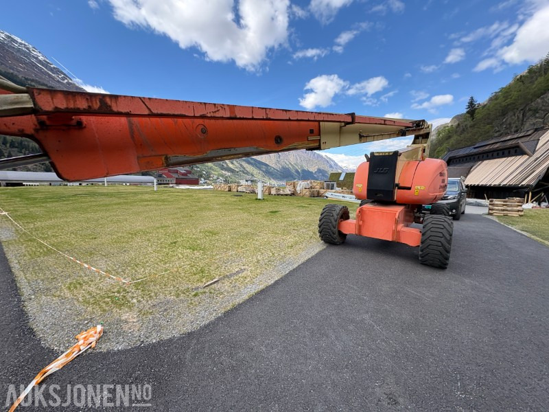 2006 JLG 800AJ - 6 377 timer - Nacelle: photos 4 2006 JLG 800AJ - 6 377 timer - Nacelle: photos 4