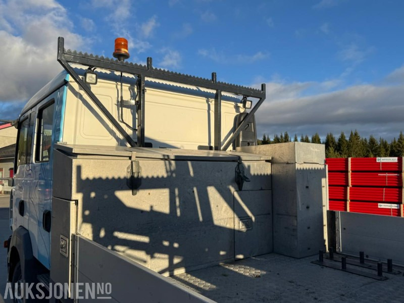 2007 MAN TGL 8.180 4X2 LINJEBIL MED KRAN OG MASSE UTSTYR - Camion plateau: photos 5 2007 MAN TGL 8.180 4X2 LINJEBIL MED KRAN OG MASSE UTSTYR - Camion plateau: photos 5