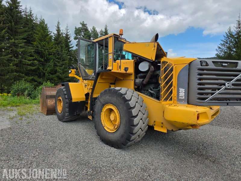 2007 Volvo L180F Hjullaster med vekt - 18510 Arbeidstimer - Chargeuse sur pneus: photos 5 2007 Volvo L180F Hjullaster med vekt - 18510 Arbeidstimer - Chargeuse sur pneus: photos 5
