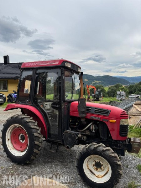 2008 Jinma 254 traktor 4x4 Diesel med snøfres, klettskuffe(fast) og triangelfeste - Kun 655,2 timer - Tracteur agricole: photos 1 2008 Jinma 254 traktor 4x4 Diesel med snøfres, klettskuffe(fast) og triangelfeste - Kun 655,2 timer - Tracteur agricole: photos 1