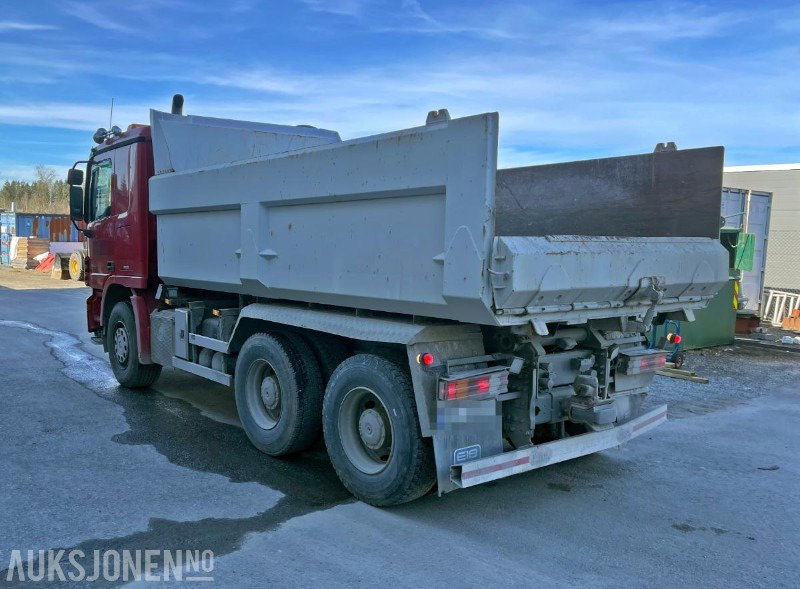 2009 Mercedes-Benz 6x4 tippbil / MP3-motor / Clutsj - Camion benne: photos 3 2009 Mercedes-Benz 6x4 tippbil / MP3-motor / Clutsj - Camion benne: photos 3