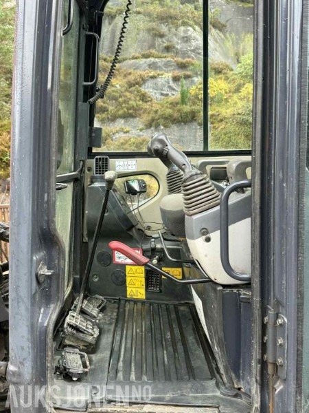 Crédit-bail de 2011 HITACHI 52U. 3700T. ENGCON TILTROTATOR. S40. SERVICE 3600T 2011 HITACHI 52U. 3700T. ENGCON TILTROTATOR. S40. SERVICE 3600T: photos 9 Crédit-bail de 2011 HITACHI 52U. 3700T. ENGCON TILTROTATOR. S40. SERVICE 3600T 2011 HITACHI 52U. 3700T. ENGCON TILTROTATOR. S40. SERVICE 3600T: photos 9