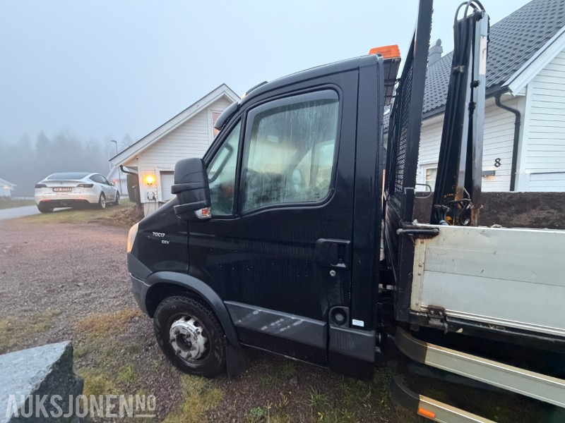 Camion benne 2012 Iveco Daily 70C17 EEV Tipp-Bil med HMF 152 T1 Kran - EU OK - 83312 km: photos 19 Camion benne 2012 Iveco Daily 70C17 EEV Tipp-Bil med HMF 152 T1 Kran - EU OK - 83312 km: photos 19