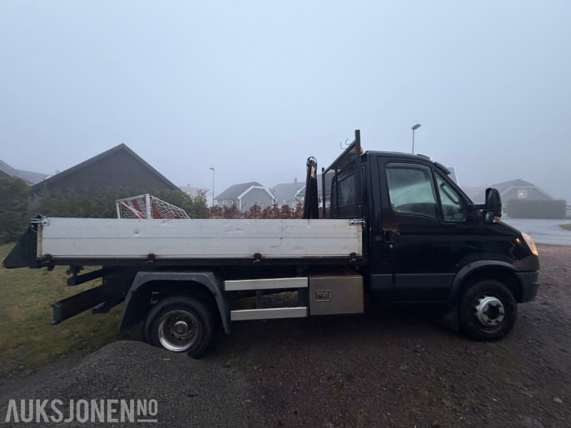 Camion benne 2012 Iveco Daily 70C17 EEV Tipp-Bil med HMF 152 T1 Kran - EU OK - 83312 km: photos 6 Camion benne 2012 Iveco Daily 70C17 EEV Tipp-Bil med HMF 152 T1 Kran - EU OK - 83312 km: photos 6