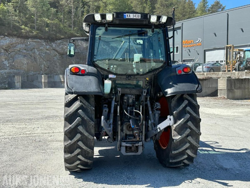 2012 Valtra N10 1hCR AC16.2 (Hitec) med Quicke Q45 frontlaster, 3588 timer - Tracteur agricole: photos 4 2012 Valtra N10 1hCR AC16.2 (Hitec) med Quicke Q45 frontlaster, 3588 timer - Tracteur agricole: photos 4