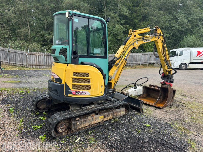 2013 Yanmar VIO38-U Minigraver med tiltrotator og utstyr - Mini pelle: photos 5 2013 Yanmar VIO38-U Minigraver med tiltrotator og utstyr - Mini pelle: photos 5