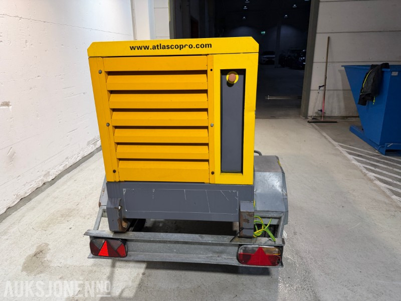 2014 Atlas Copco QAS 20 TR tilhengermontert aggregat - 20 KVA / 16 kW - Matériel de chantier: photos 3 2014 Atlas Copco QAS 20 TR tilhengermontert aggregat - 20 KVA / 16 kW - Matériel de chantier: photos 3