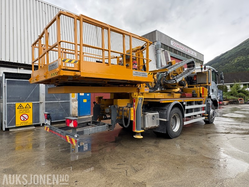 2014 MAN TGM 18.340 Normet Esslift 810 liftbil - 15 888 km - Camion multibenne: photos 3 2014 MAN TGM 18.340 Normet Esslift 810 liftbil - 15 888 km - Camion multibenne: photos 3