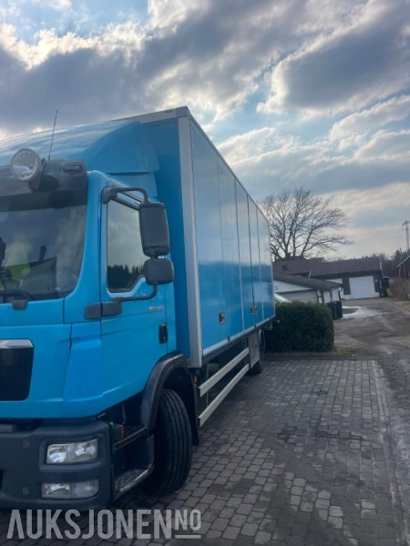 2014 MAN TGM lastebil/skapbil - Full sideåpning - Plass til 18 paller 2014 MAN TGM lastebil, blå, med 385 000 km - Camion fourgon: photos 5 2014 MAN TGM lastebil/skapbil - Full sideåpning - Plass til 18 paller 2014 MAN TGM lastebil, blå, med 385 000 km - Camion fourgon: photos 5