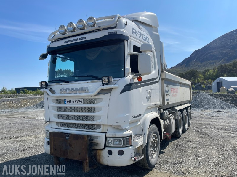 2014 Scania R730 Tridem Brøyterigget tippbil m/ underliggende skjær fra 2021! Euro 6 - Camion benne: photos 1 2014 Scania R730 Tridem Brøyterigget tippbil m/ underliggende skjær fra 2021! Euro 6 - Camion benne: photos 1