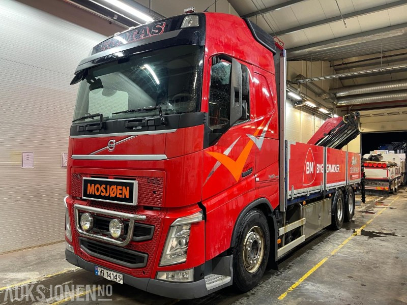 2014 Volvo FH540 6X2 Planbil med HMF 2120 kran, Eu godkjent til 31.05.2026 - Camion grue: photos 1 2014 Volvo FH540 6X2 Planbil med HMF 2120 kran, Eu godkjent til 31.05.2026 - Camion grue: photos 1
