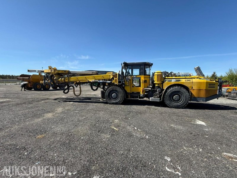 2015 Epiroc BOOMER E2C underjords bore-/tunneleringsrigg - Foreuse: photos 1 2015 Epiroc BOOMER E2C underjords bore-/tunneleringsrigg - Foreuse: photos 1