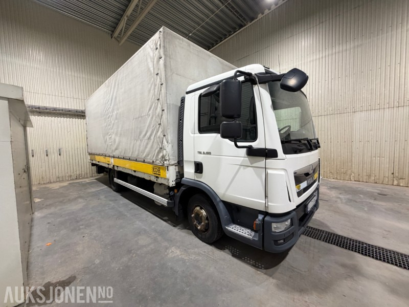 2015 MAN TGL 8.180 - Hengerfeste - Aircondition - 87.946 km - Bakløft - Camion fourgon: photos 4 2015 MAN TGL 8.180 - Hengerfeste - Aircondition - 87.946 km - Bakløft - Camion fourgon: photos 4