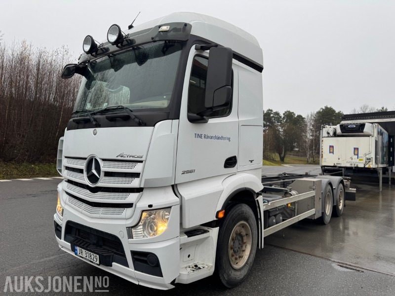 2015 Mercedes-Benz Actros container chassis LAV KM - Camion porte-conteneur/ Caisse mobile: photos 1 2015 Mercedes-Benz Actros container chassis LAV KM - Camion porte-conteneur/ Caisse mobile: photos 1