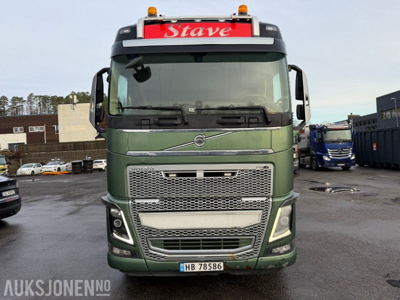2015 Volvo FH16 750 8x4 / EURO 6 / Palfinger PK27002 SH Kran / Tipp / Fullutstyrt - Camion grue: photos 3 2015 Volvo FH16 750 8x4 / EURO 6 / Palfinger PK27002 SH Kran / Tipp / Fullutstyrt - Camion grue: photos 3