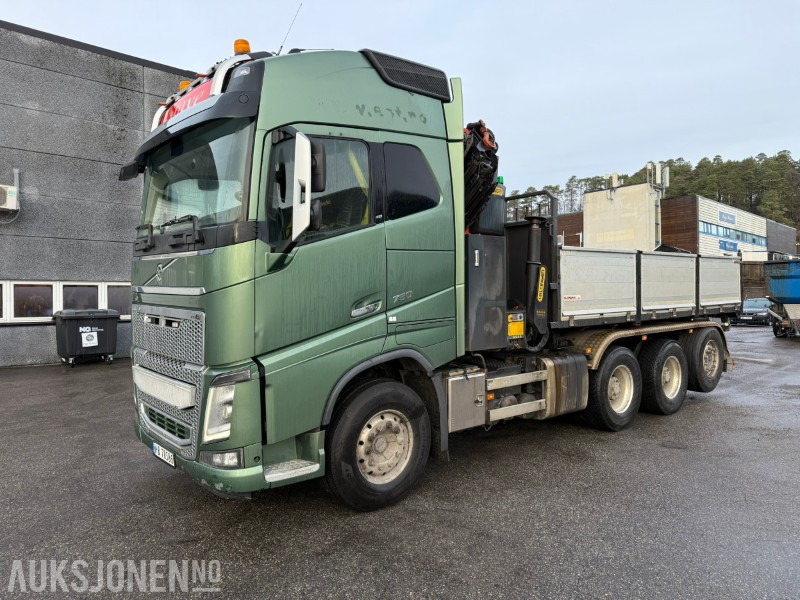 2015 Volvo FH16 750 8x4 / EURO 6 / Palfinger PK27002 SH Kran / Tipp / Fullutstyrt - Camion grue: photos 2 2015 Volvo FH16 750 8x4 / EURO 6 / Palfinger PK27002 SH Kran / Tipp / Fullutstyrt - Camion grue: photos 2