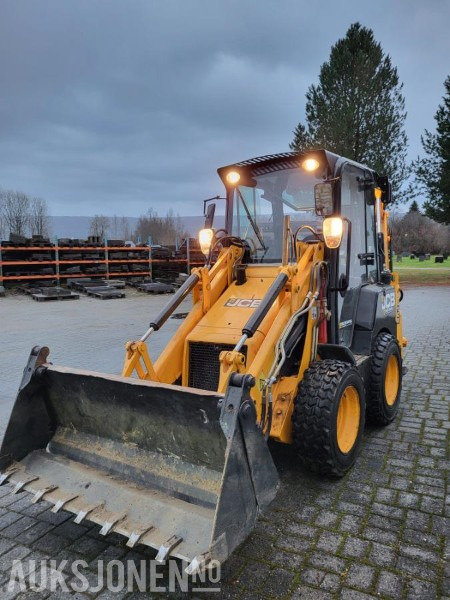 2016 JCB 1CX - Traktorgraver med graveskuff og frontlaster - Tractopelle: photos 1 2016 JCB 1CX - Traktorgraver med graveskuff og frontlaster - Tractopelle: photos 1