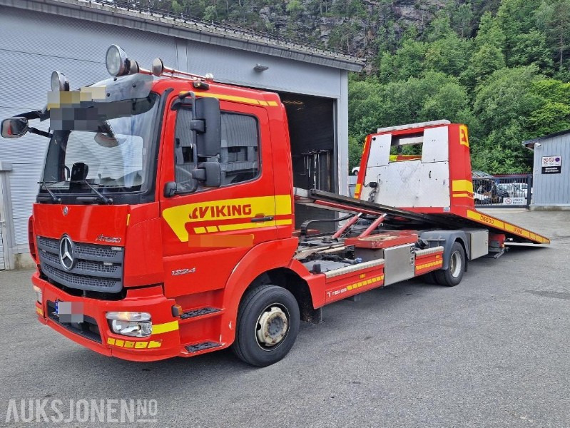 2018 Mercedes-Benz ATEGO med TEVOR PÅBYGG, Kjørebruer, Briller, Fjernkontroll, - Camion de pompier: photos 1 2018 Mercedes-Benz ATEGO med TEVOR PÅBYGG, Kjørebruer, Briller, Fjernkontroll, - Camion de pompier: photos 1