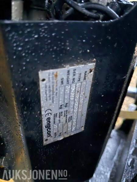 Pelle 2019 Cat 325L m/Engcon tiltrotator, Gps og 2 skuffer: photos 37