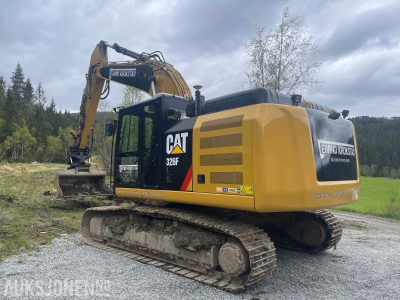 2019 Cat 326FL Gravemaskin med maskinstyring, rototilt og 4 skuffer - Pelle: photos 3 2019 Cat 326FL Gravemaskin med maskinstyring, rototilt og 4 skuffer - Pelle: photos 3