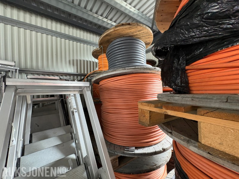 2019 Installasjonskabel Nexans BFSI - Kabel BFSI 3X10 - Matériel de chantier: photos 5 2019 Installasjonskabel Nexans BFSI - Kabel BFSI 3X10 - Matériel de chantier: photos 5