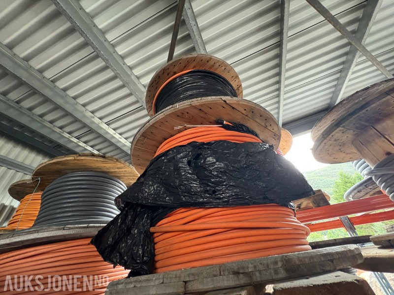2019 Installasjonskabel Nexans BFSI - Kabel BFSI 3X10 - Matériel de chantier: photos 3 2019 Installasjonskabel Nexans BFSI - Kabel BFSI 3X10 - Matériel de chantier: photos 3