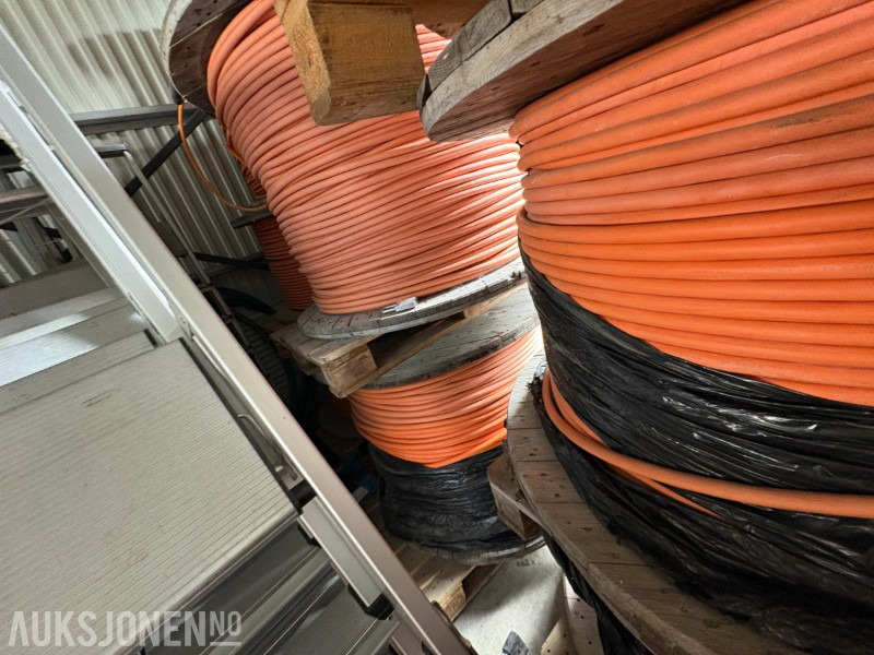 2019 Installasjonskabel Nexans BFSI - Kabel BFSI 3X10 - Matériel de chantier: photos 2 2019 Installasjonskabel Nexans BFSI - Kabel BFSI 3X10 - Matériel de chantier: photos 2