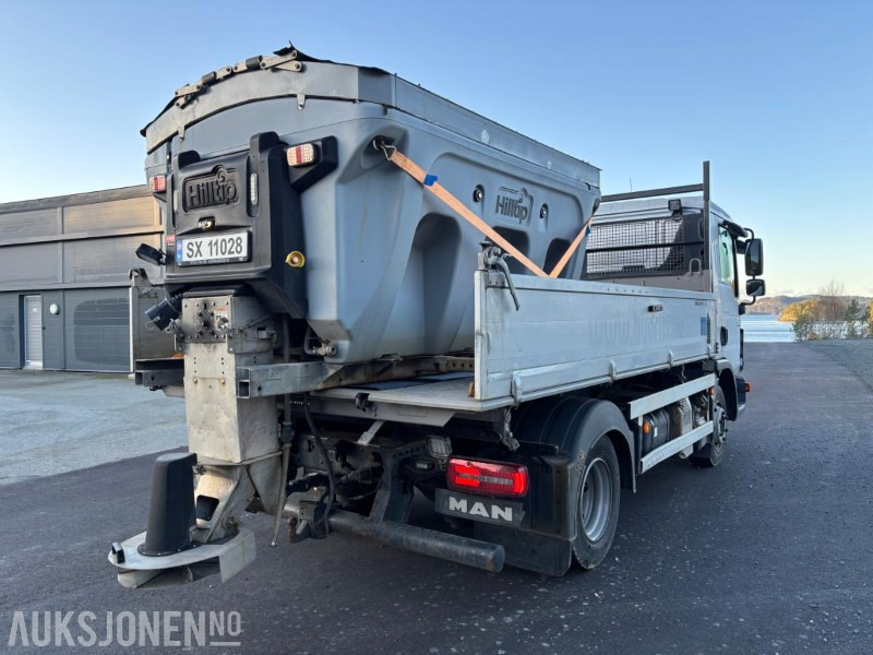 2019 MAN TGL 8.220. BRØYTEBIL. 3 VEIS TIPP. HILLTIP ICESTRIKER. HILLTIP BRØYTESKJÆR - Camion plateau: photos 5 2019 MAN TGL 8.220. BRØYTEBIL. 3 VEIS TIPP. HILLTIP ICESTRIKER. HILLTIP BRØYTESKJÆR - Camion plateau: photos 5